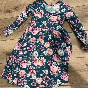 Posh Peanut boutique girls long sleeve dress. Beautiful floral pattern.